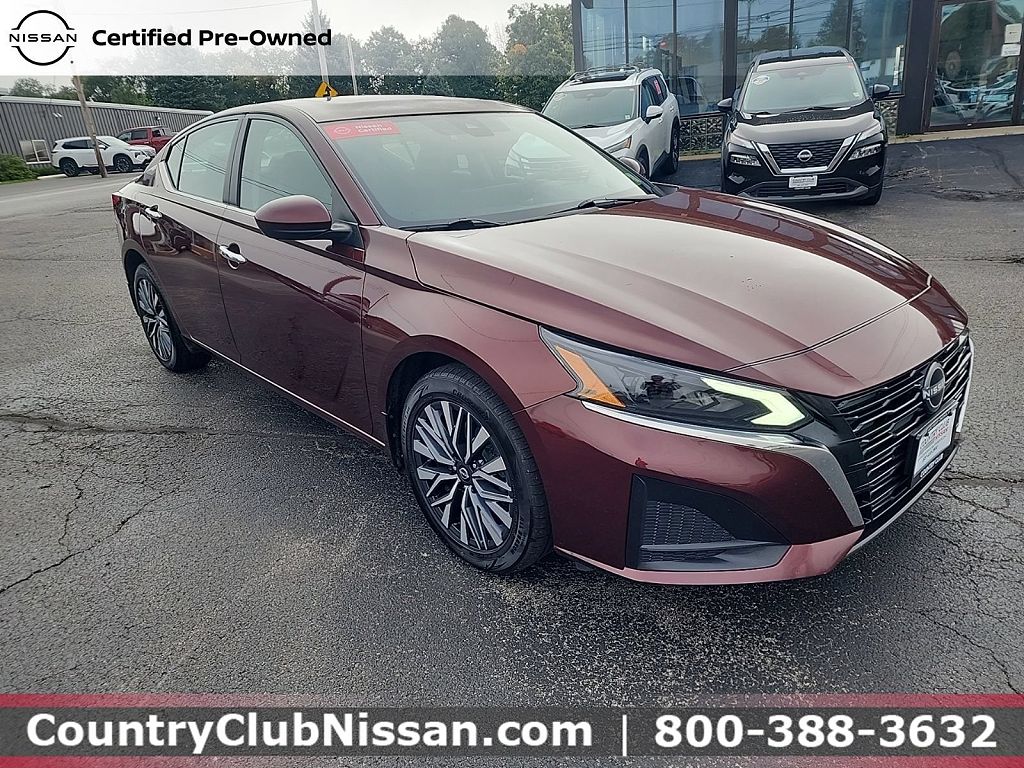 2024 Nissan Altima 2.5 SV