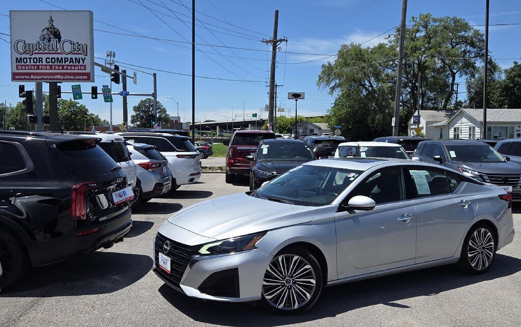 2023 Nissan Altima 2.5 SL