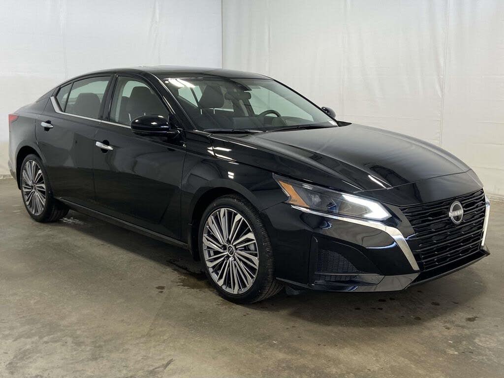 2025 Nissan Altima 2.5 SL