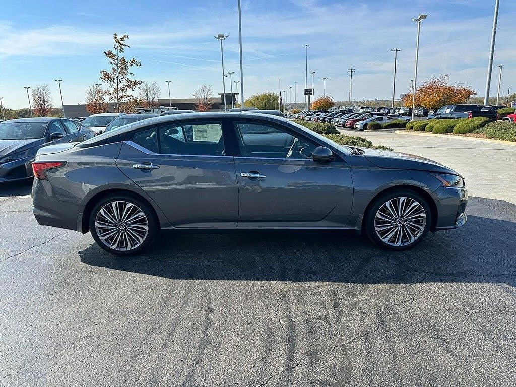 2025 Nissan Altima 2.5 SL