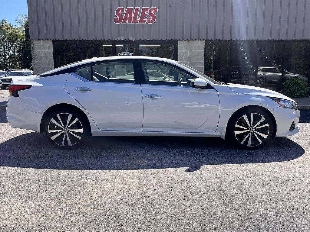 2021 Nissan Altima 2.5 Platinum