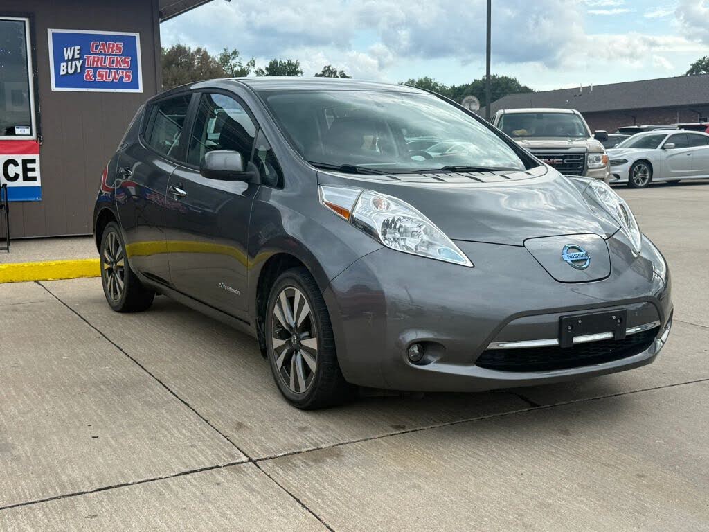 2017 Nissan LEAF S