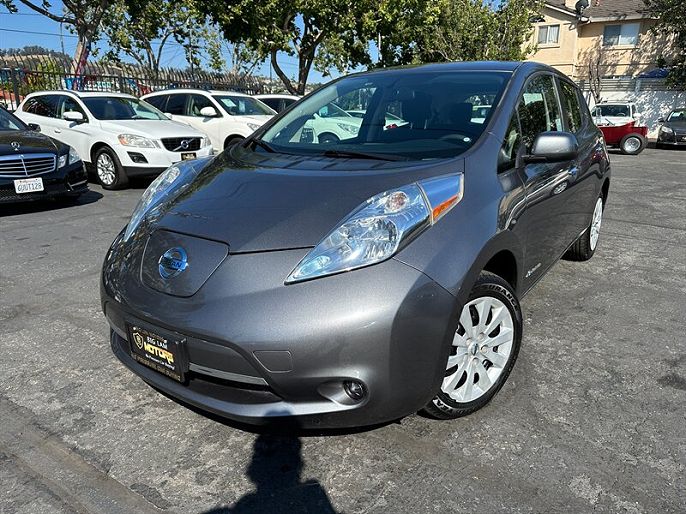 2017 Nissan Leaf photo 2