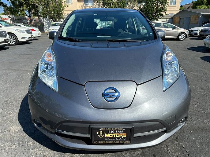 2017 Nissan Leaf photo 3