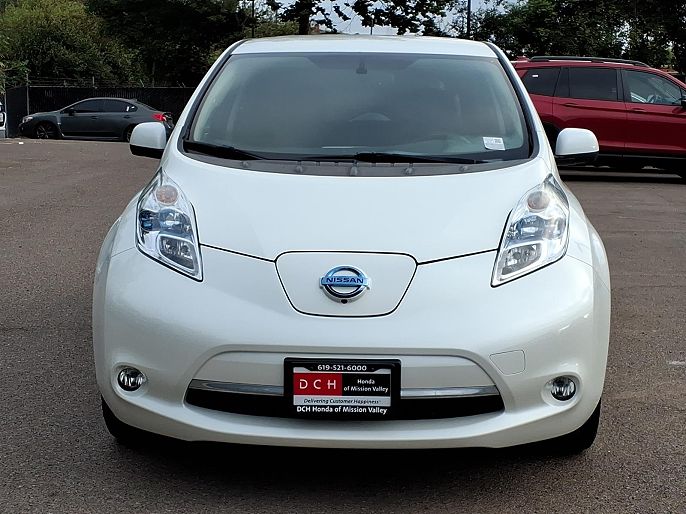 2017 Nissan Leaf photo 3