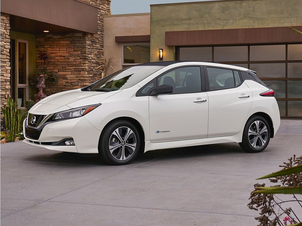 2022 Nissan Leaf S PLUS