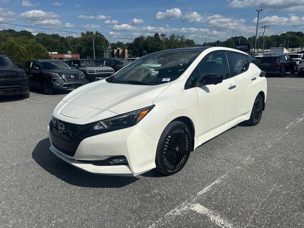 2024 Nissan Leaf SV PLUS