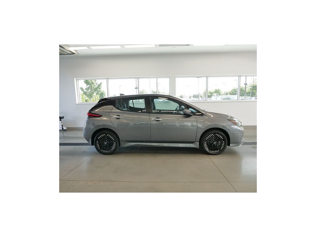 2024 Nissan Leaf SV PLUS