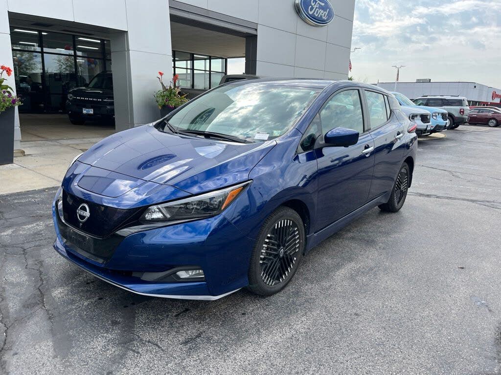 2023 Nissan LEAF SV PLUS