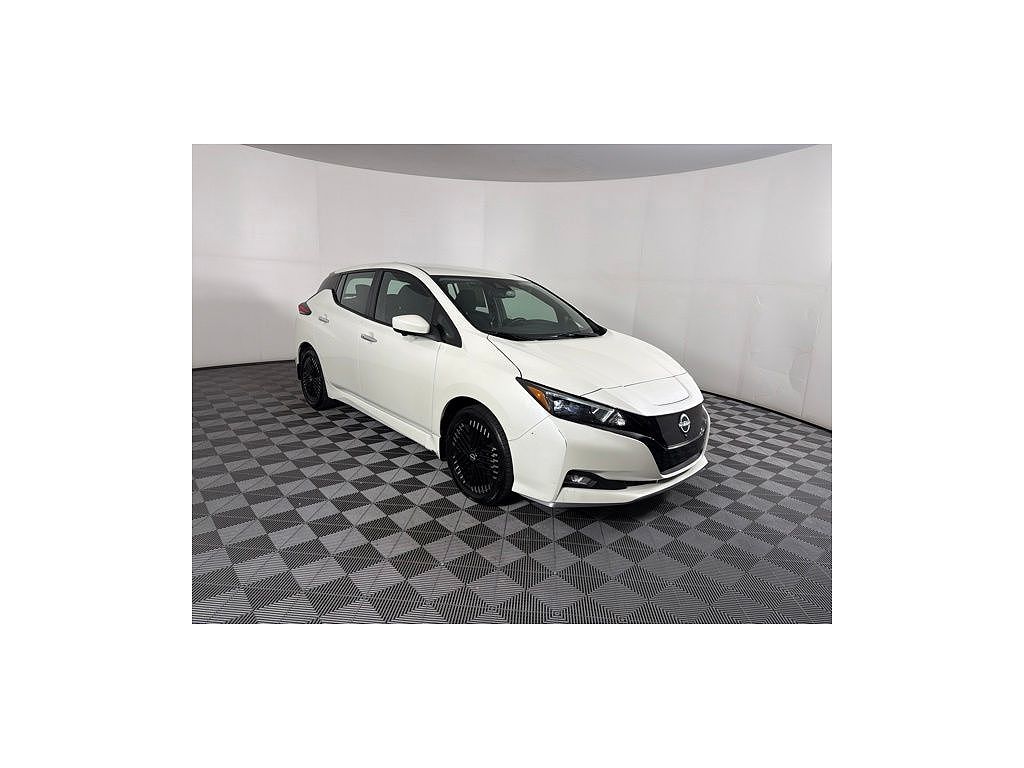 2024 Nissan Leaf SV PLUS