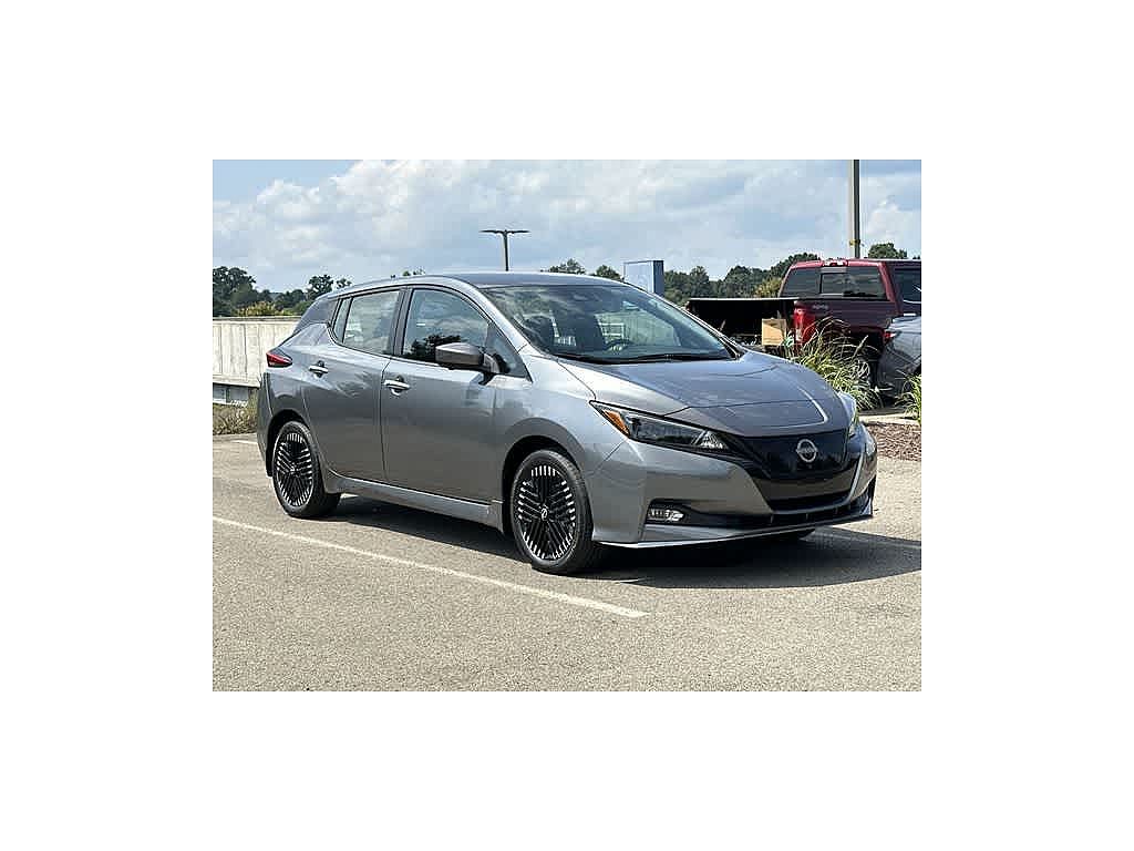 2025 Nissan Leaf SV PLUS