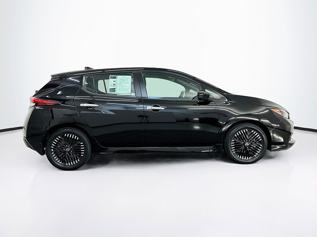 2024 Nissan Leaf SV PLUS