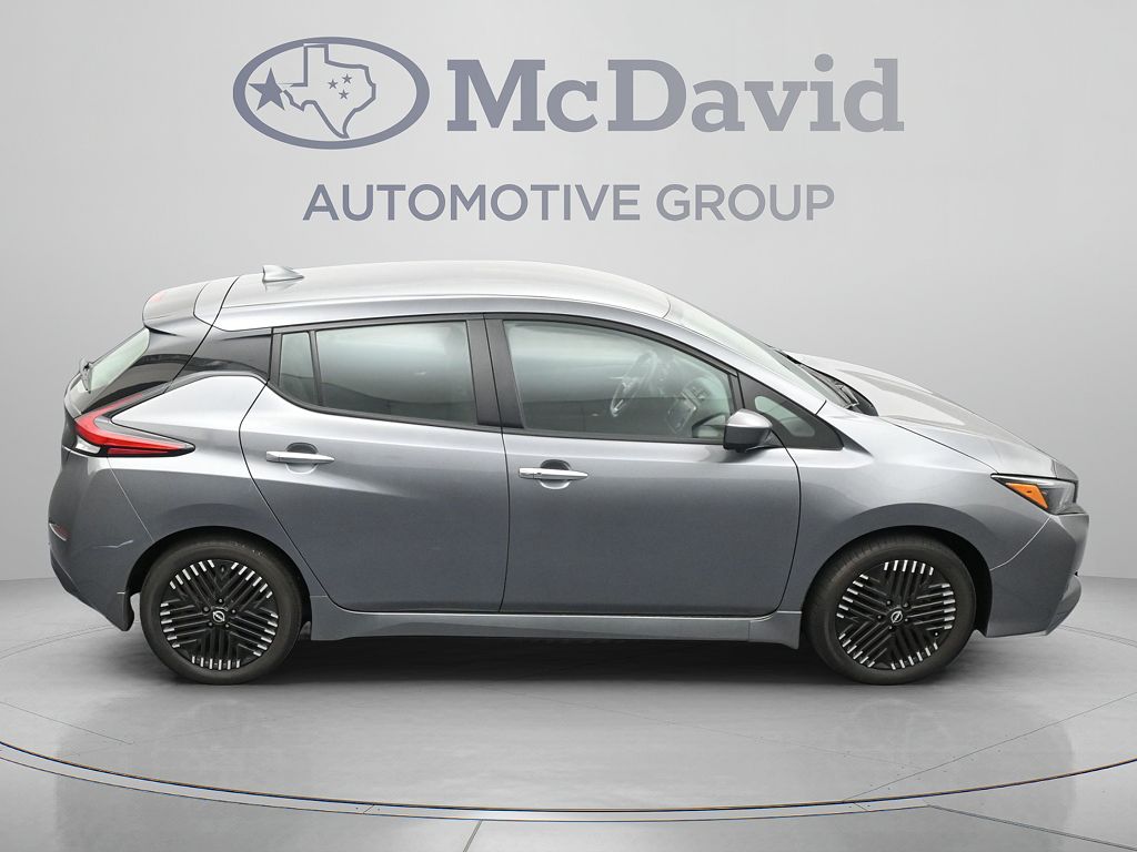 2023 Nissan Leaf SV PLUS