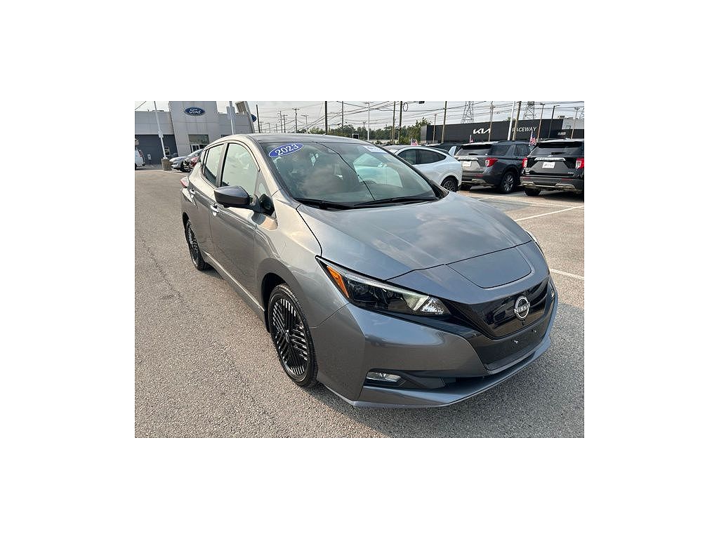 2023 Nissan Leaf SV PLUS