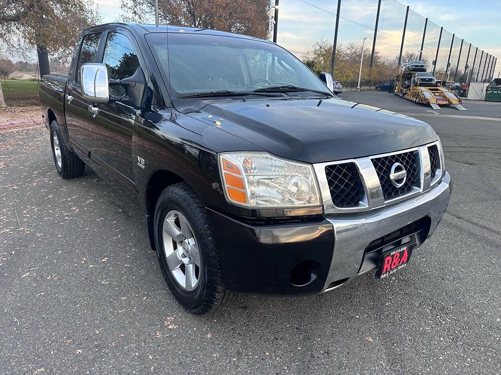 2004 Nissan Titan SE
