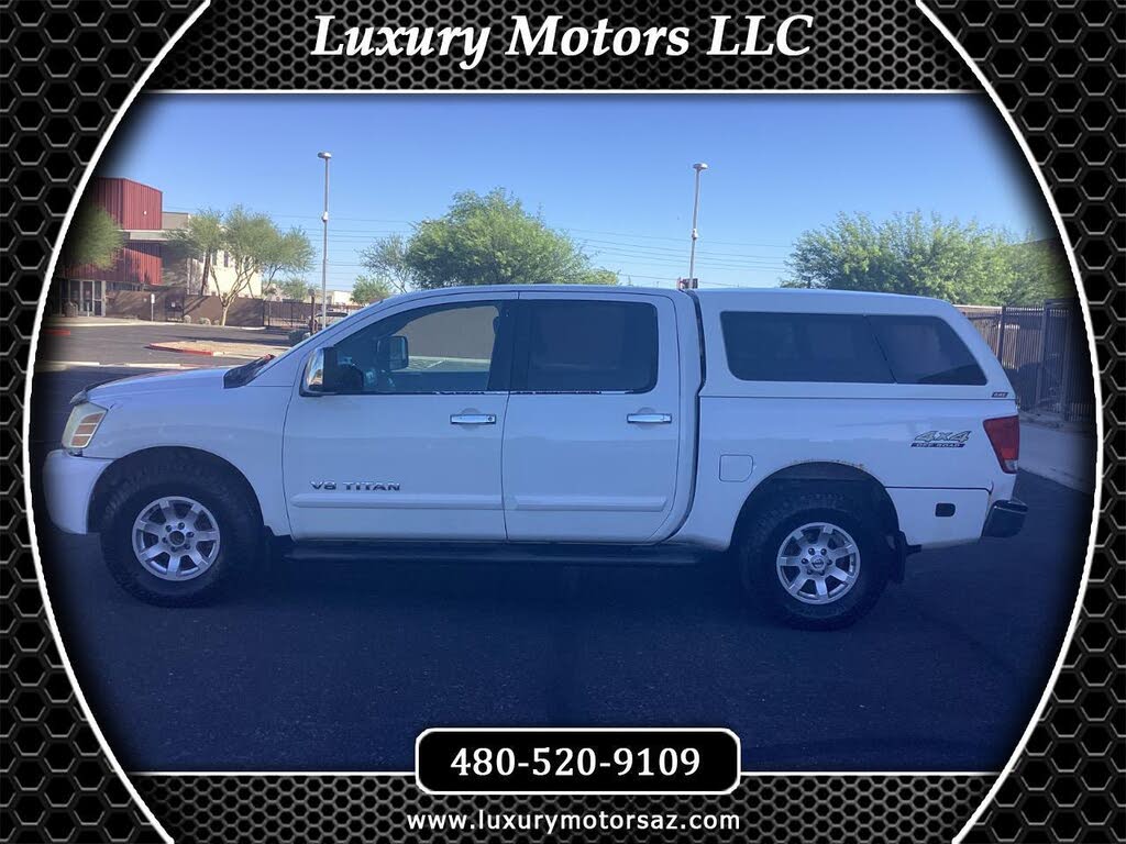 2005 Nissan Titan LE