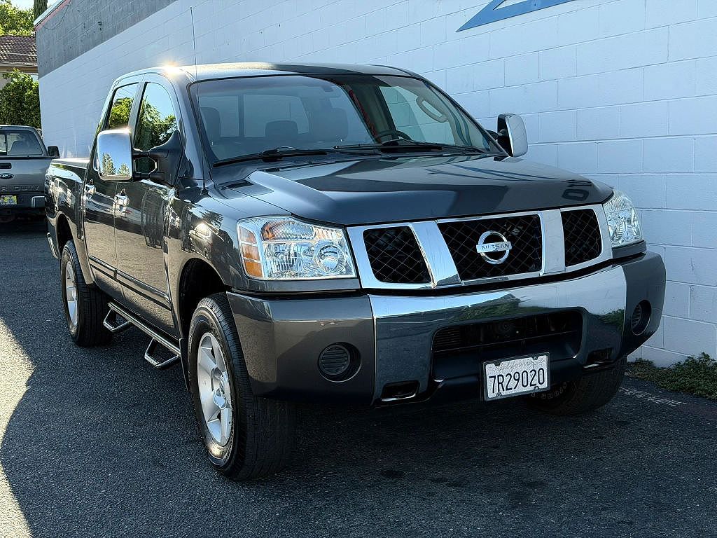 2004 Nissan Titan SE