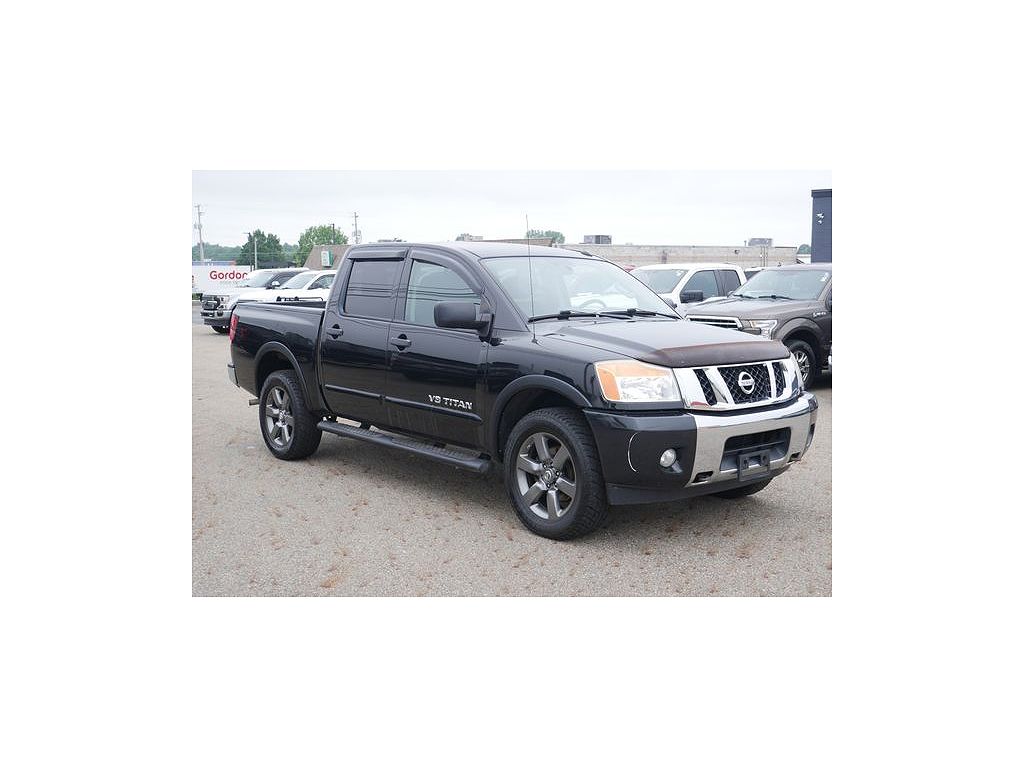 2015 Nissan Titan SL