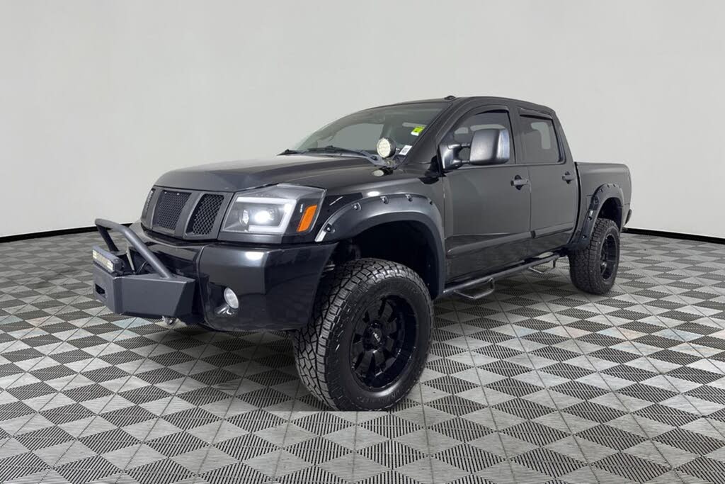 2014 Nissan Titan SL