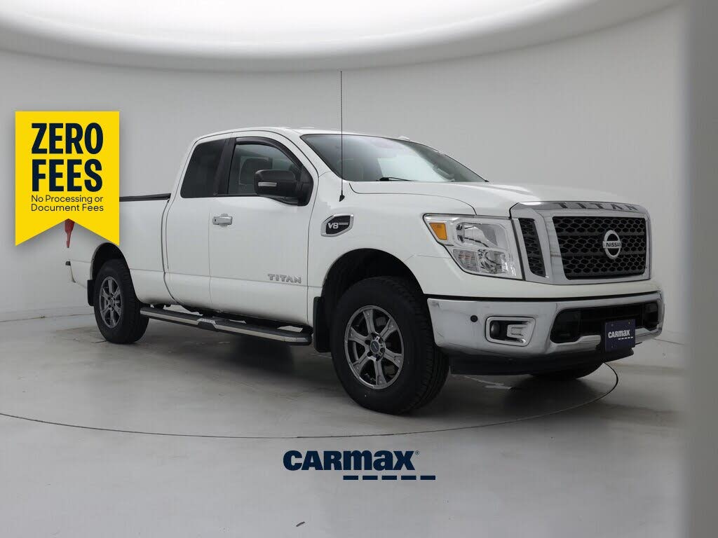 2017 Nissan Titan SV