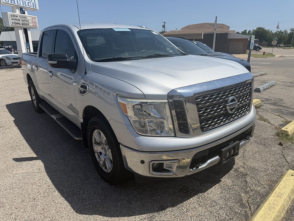 2017 Nissan Titan PRO-4X