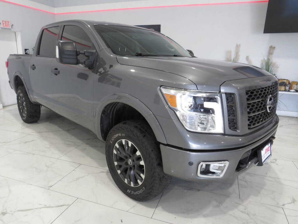 2019 Nissan Titan PRO-4X