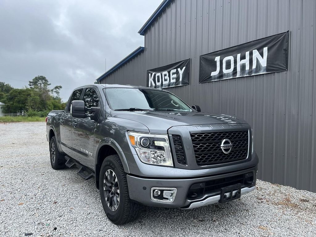 2018 Nissan Titan SV