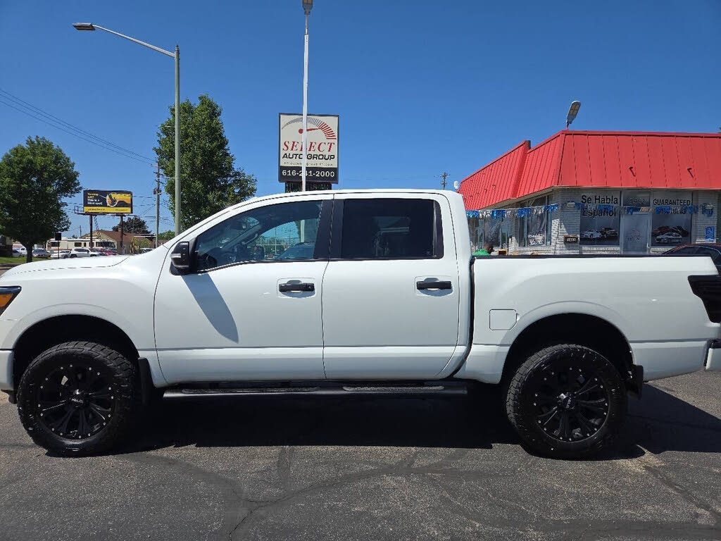 2018 Nissan Titan SL