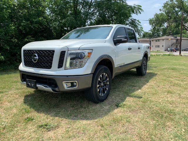 2018 Nissan Titan SV