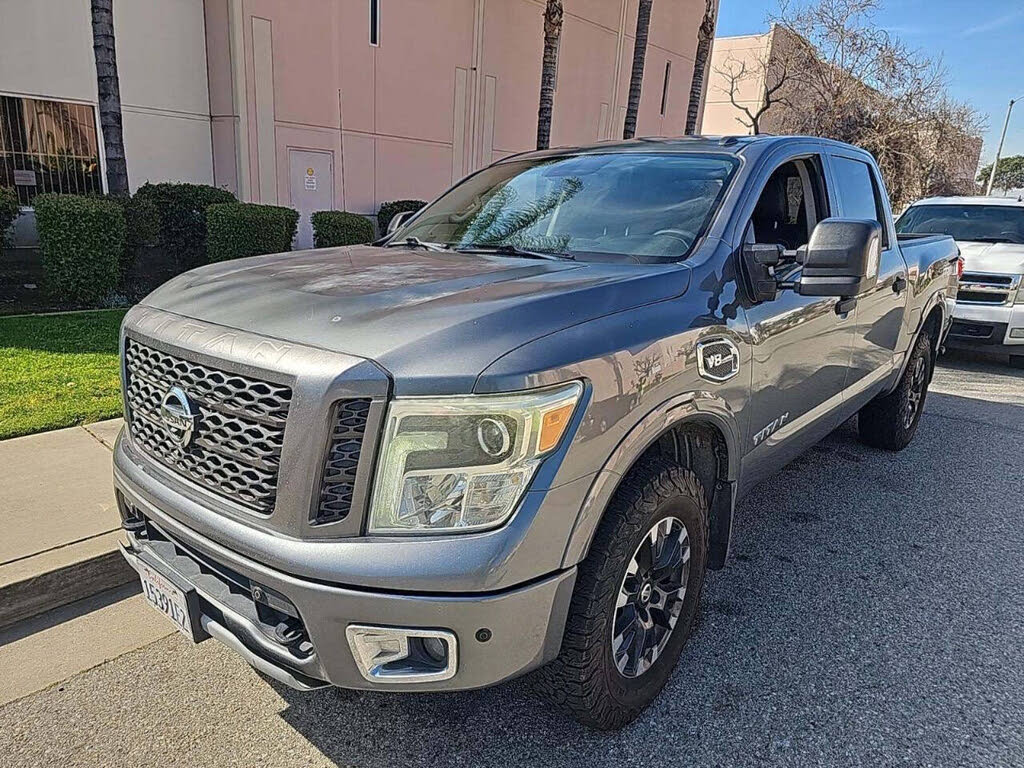 2017 Nissan Titan Platinum Reserve