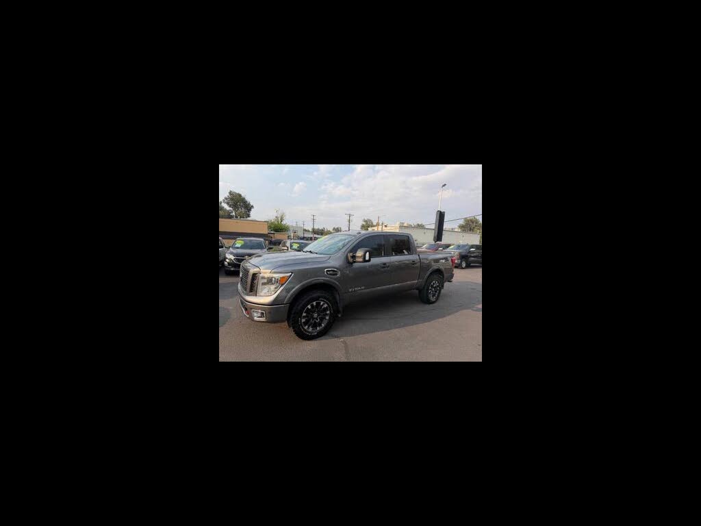 2017 Nissan Titan Platinum Reserve