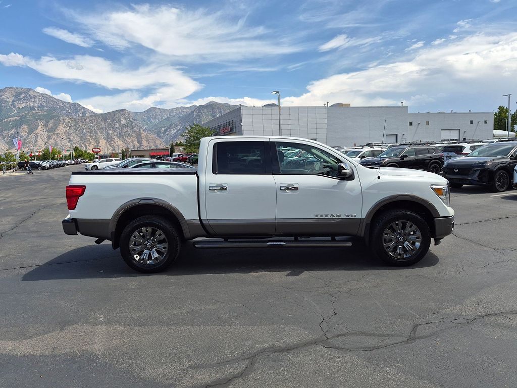 2018 Nissan Titan SV