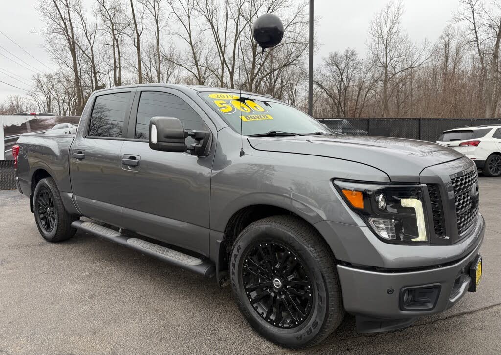 2019 Nissan Titan SL