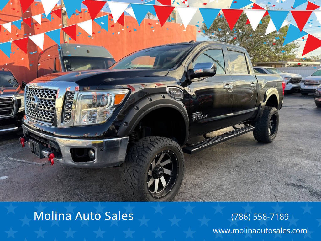 2017 Nissan Titan SV