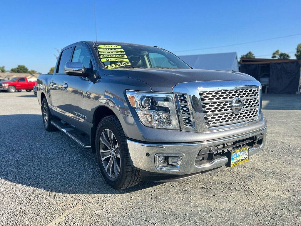 2019 Nissan Titan SL