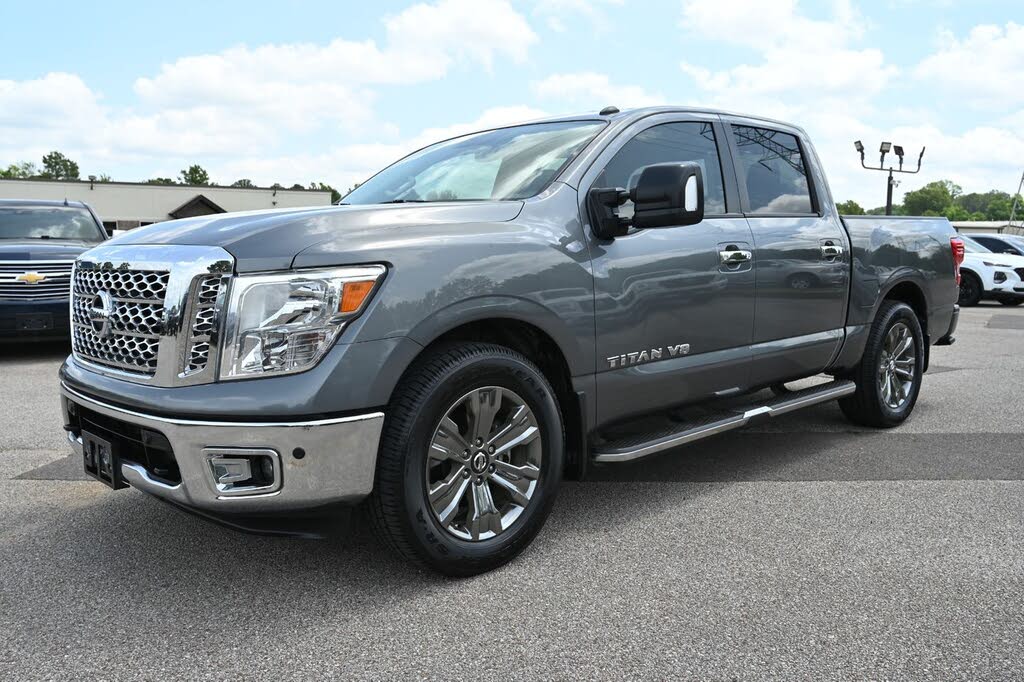 2019 Nissan Titan SV