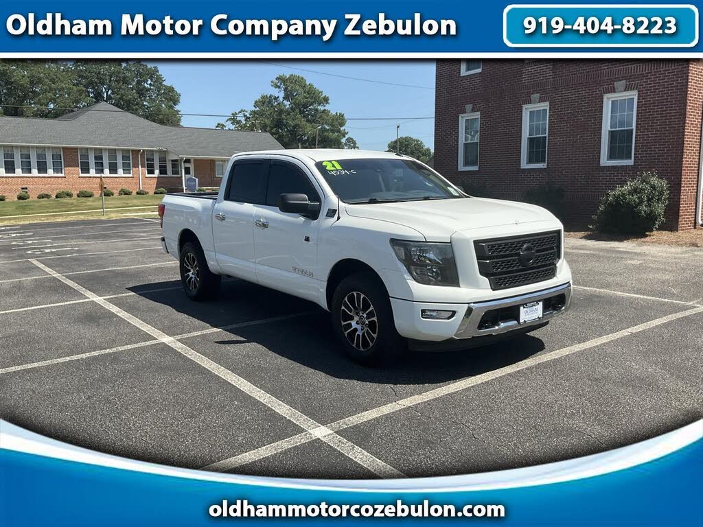 2021 Nissan Titan SV