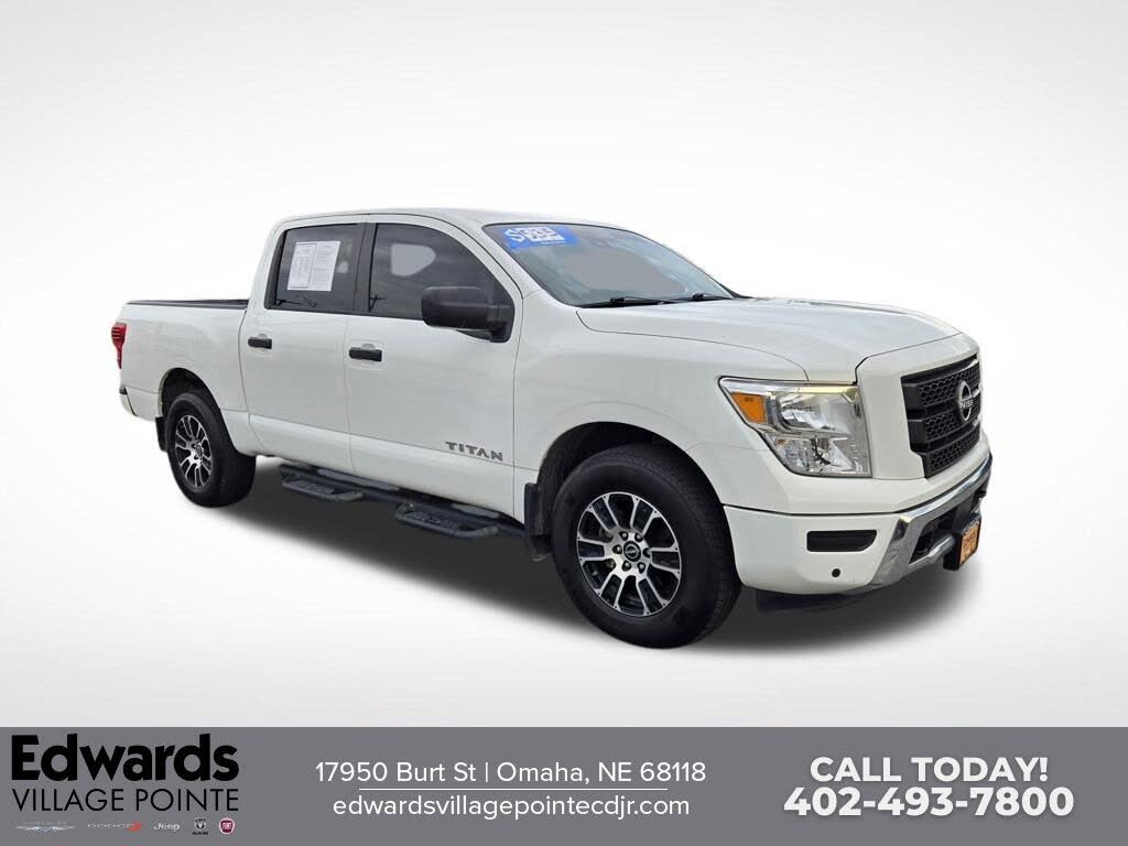 2024 Nissan Titan SV