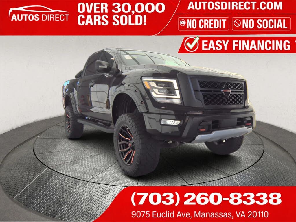 2021 Nissan Titan SL