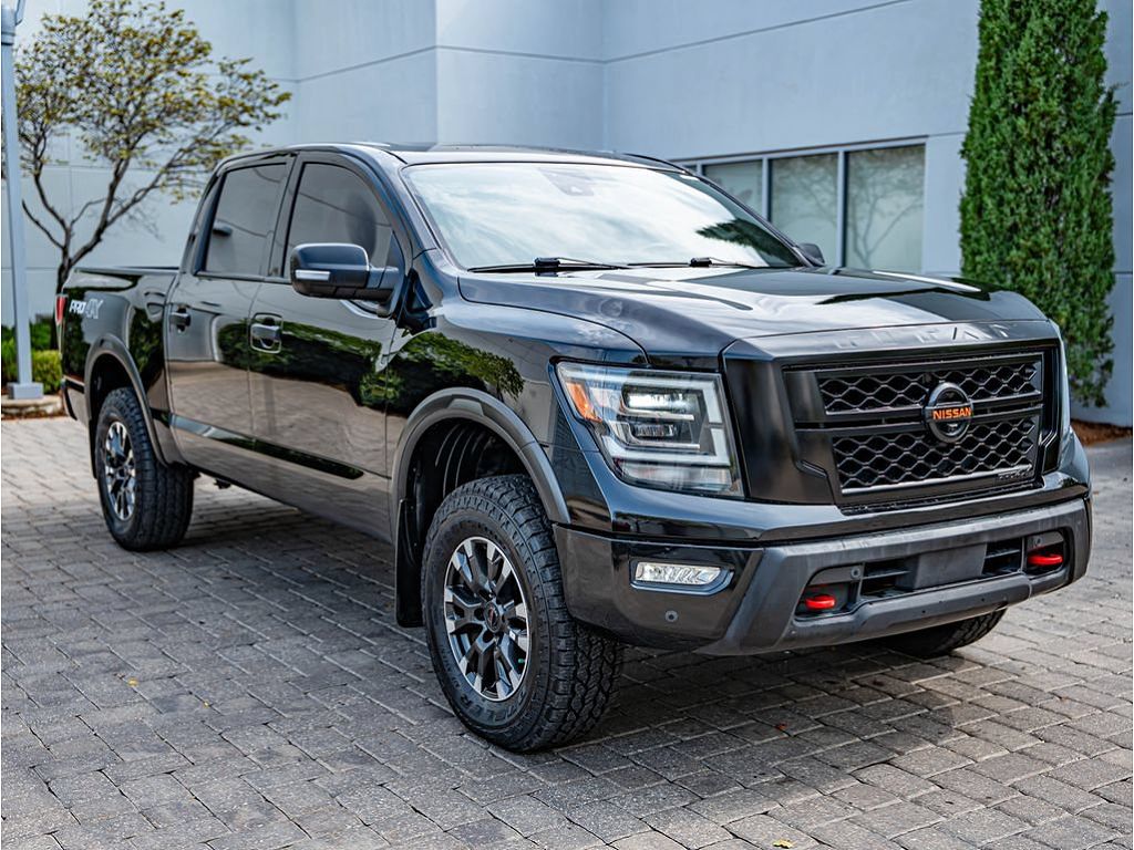 2022 Nissan Titan S