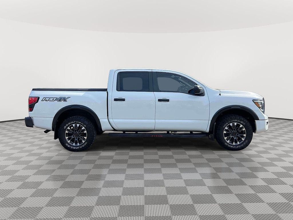 2021 Nissan TITAN Crew Cab PRO-4X 4x4