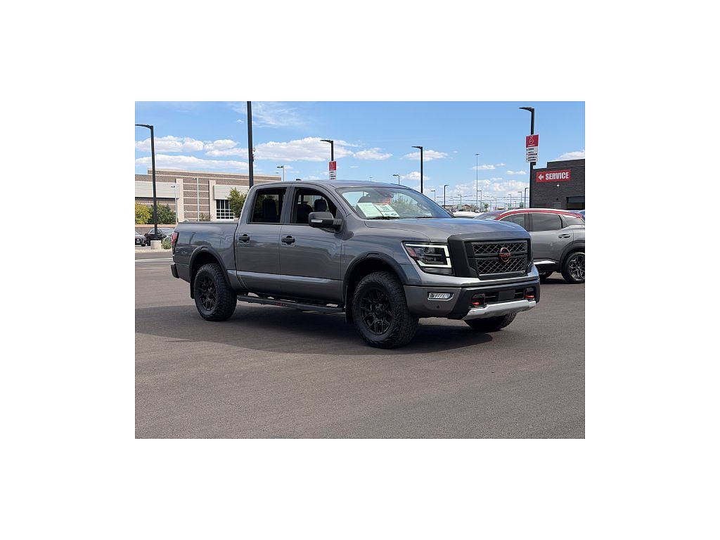 2024 Nissan Titan Platinum Reserve