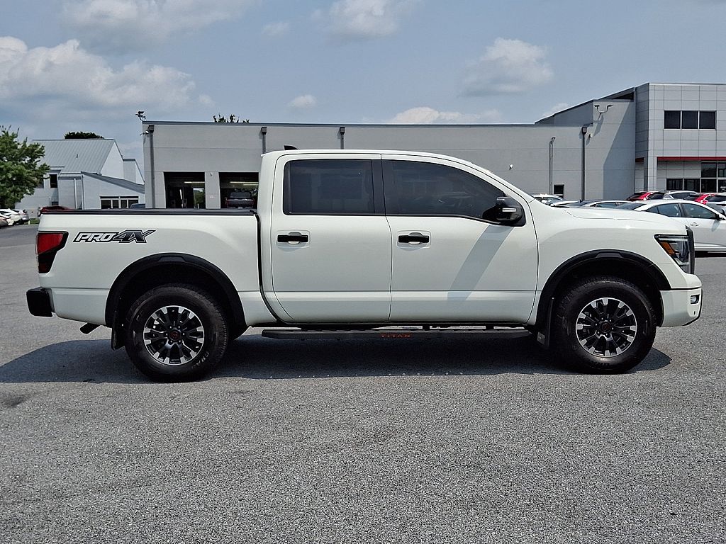 2024 Nissan Titan Platinum Reserve