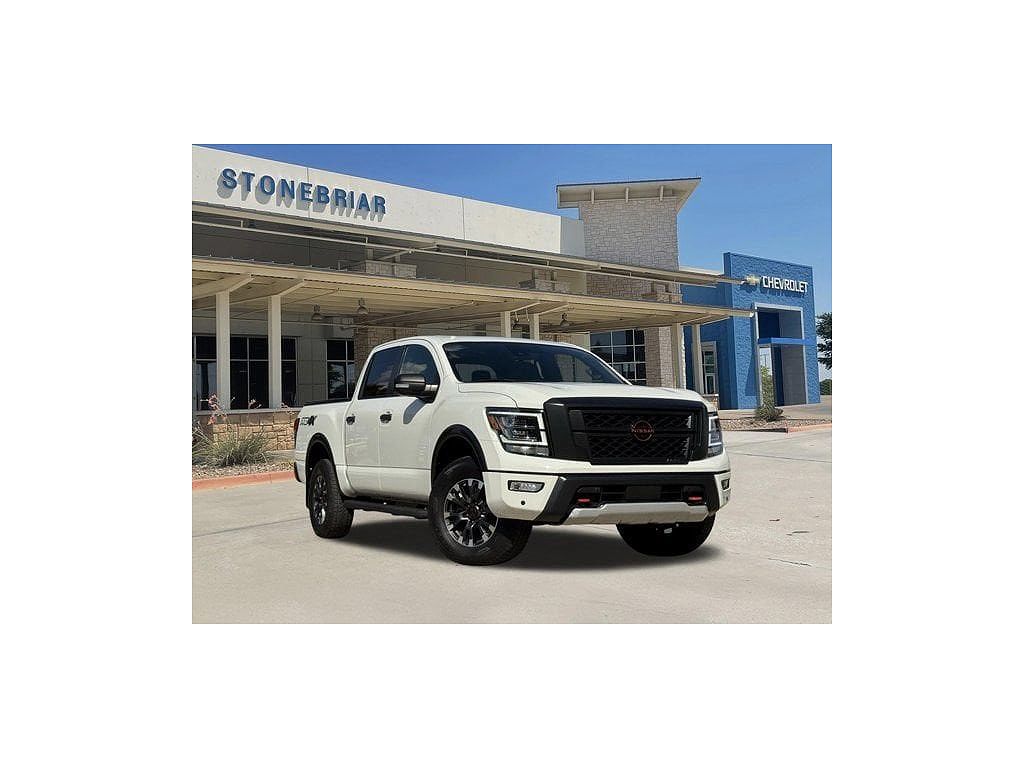2024 Nissan Titan Crew Cab PRO-4X 4x4