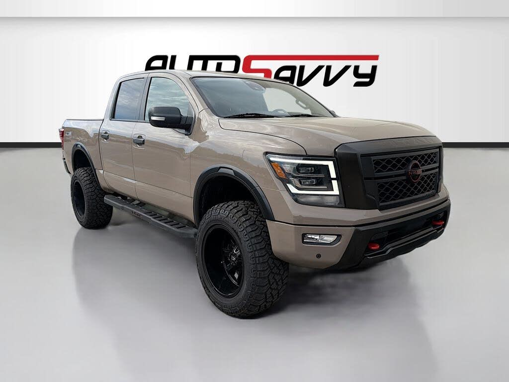 2023 Nissan Titan S