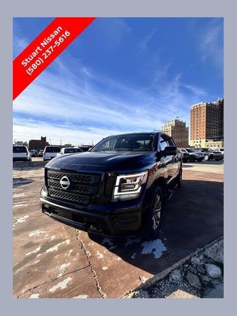 2024 Nissan Titan SV
