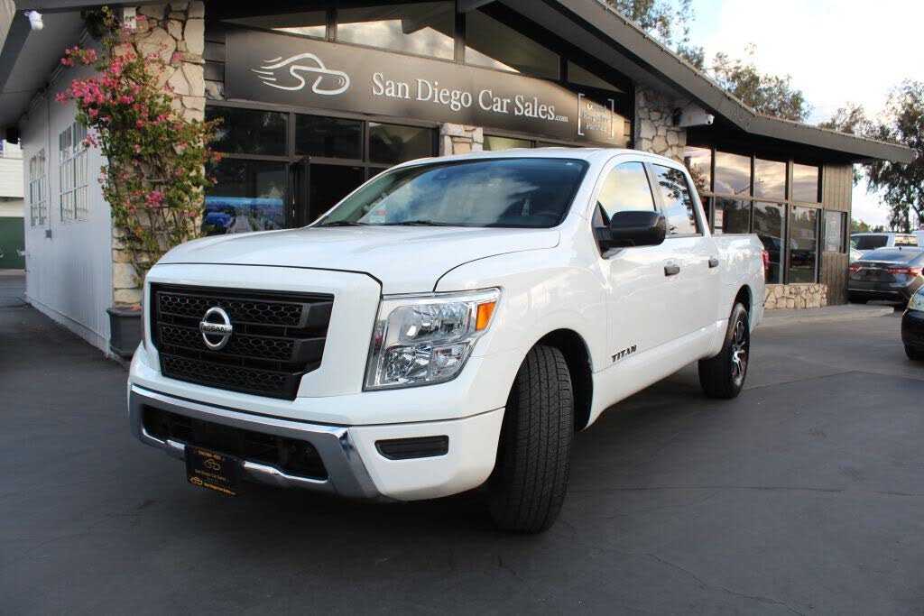 2023 Nissan Titan Platinum Reserve