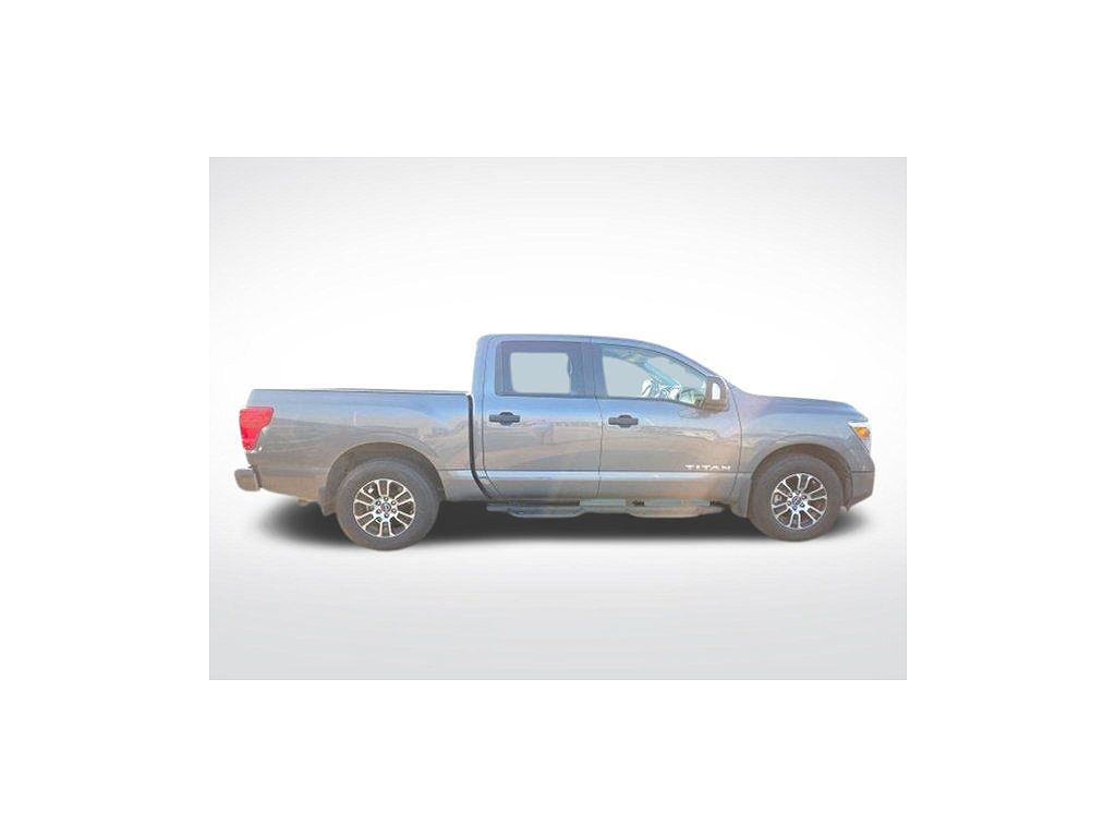 2024 Nissan Titan Platinum Reserve