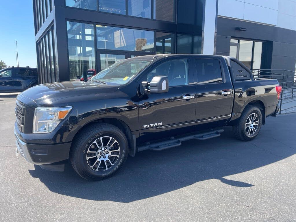 2021 Nissan Titan Platinum Reserve
