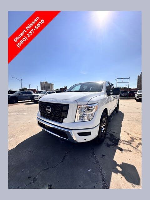 2024 Nissan Titan Platinum Reserve